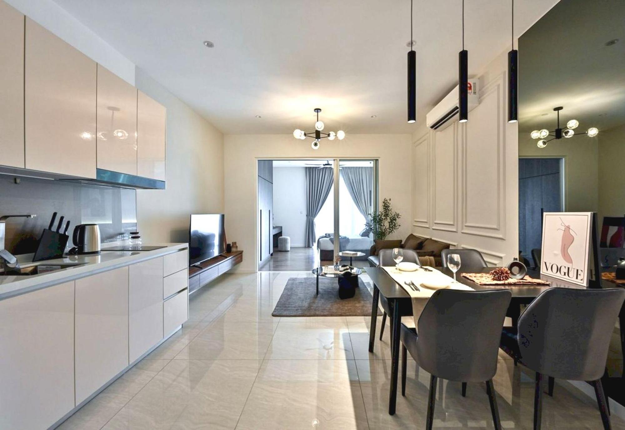 Oyo 90952 Quill Residences By Oyo *