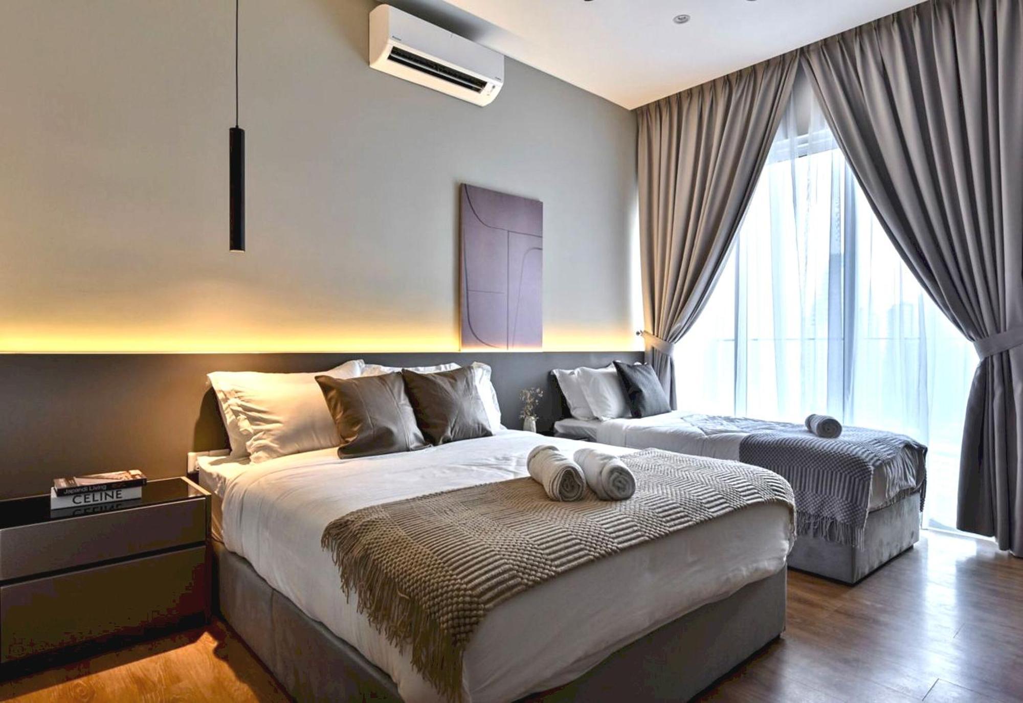 Oyo 90952 Quill Residences By Oyo Homestay