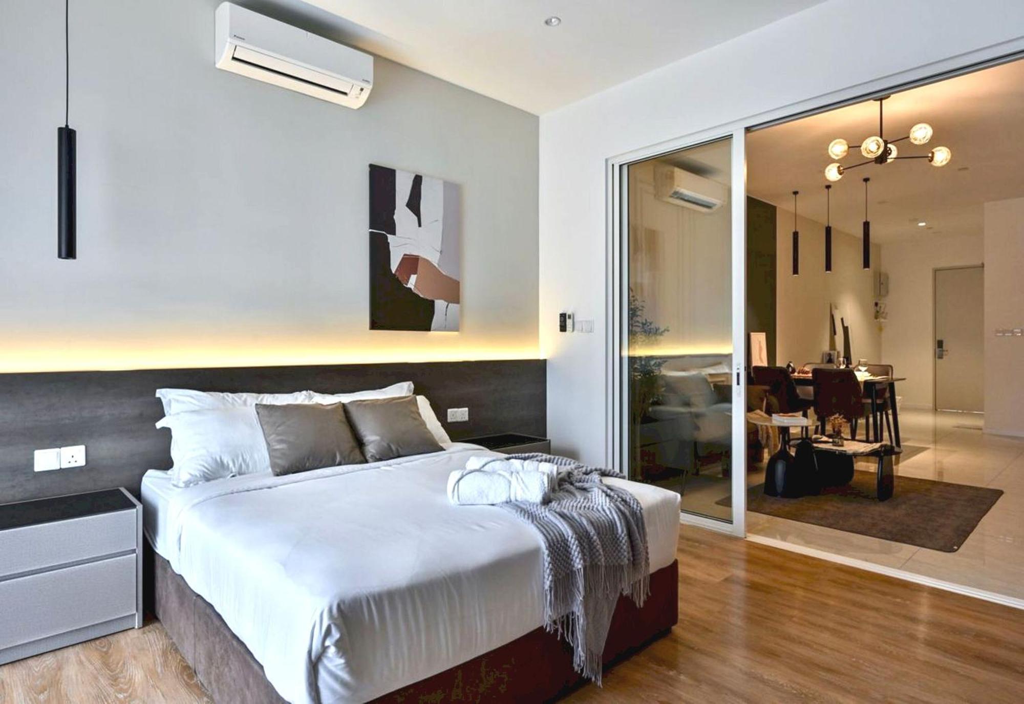 Oyo 90952 Quill Residences By Oyo *