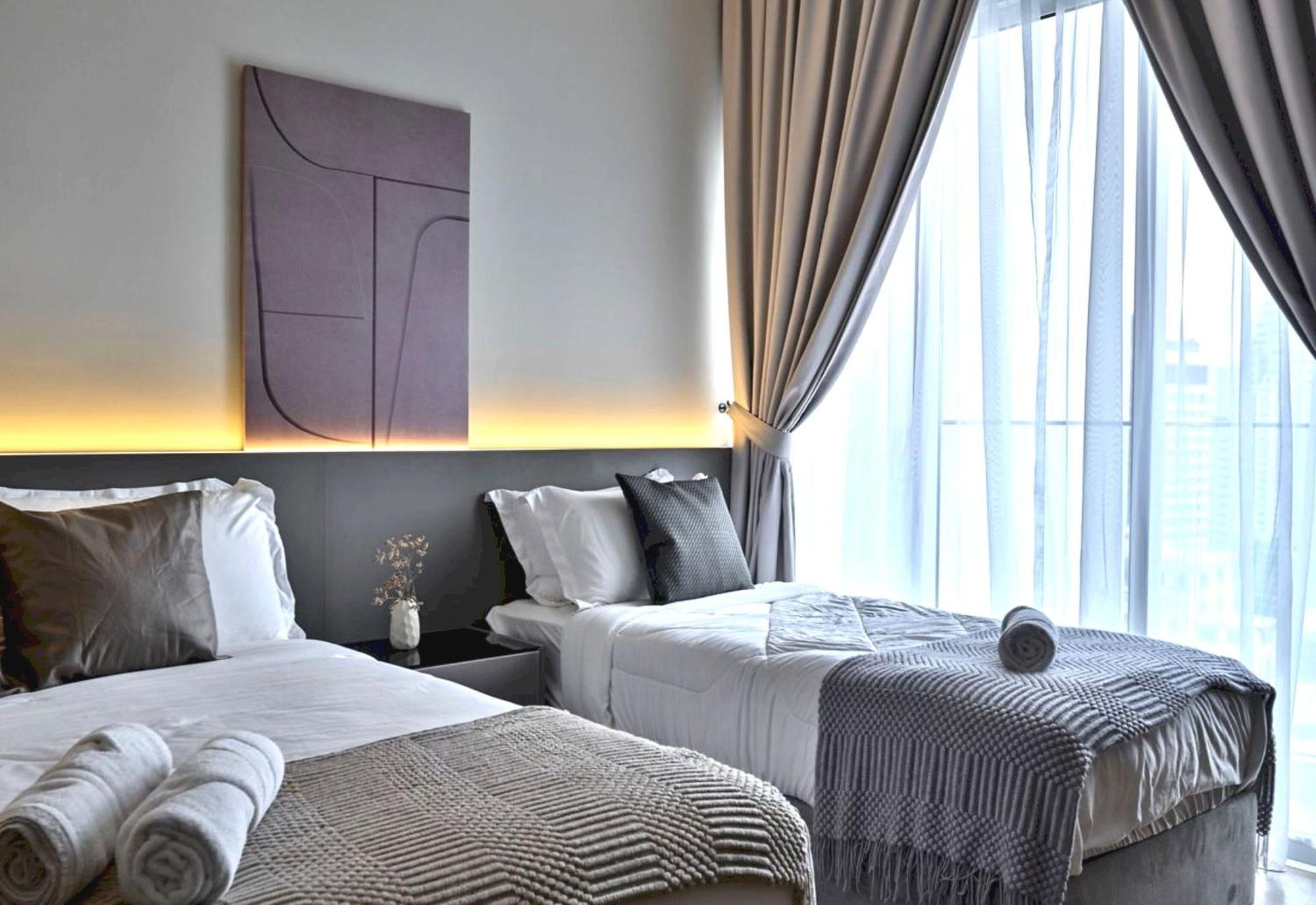 Oyo 90952 Quill Residences By Oyo